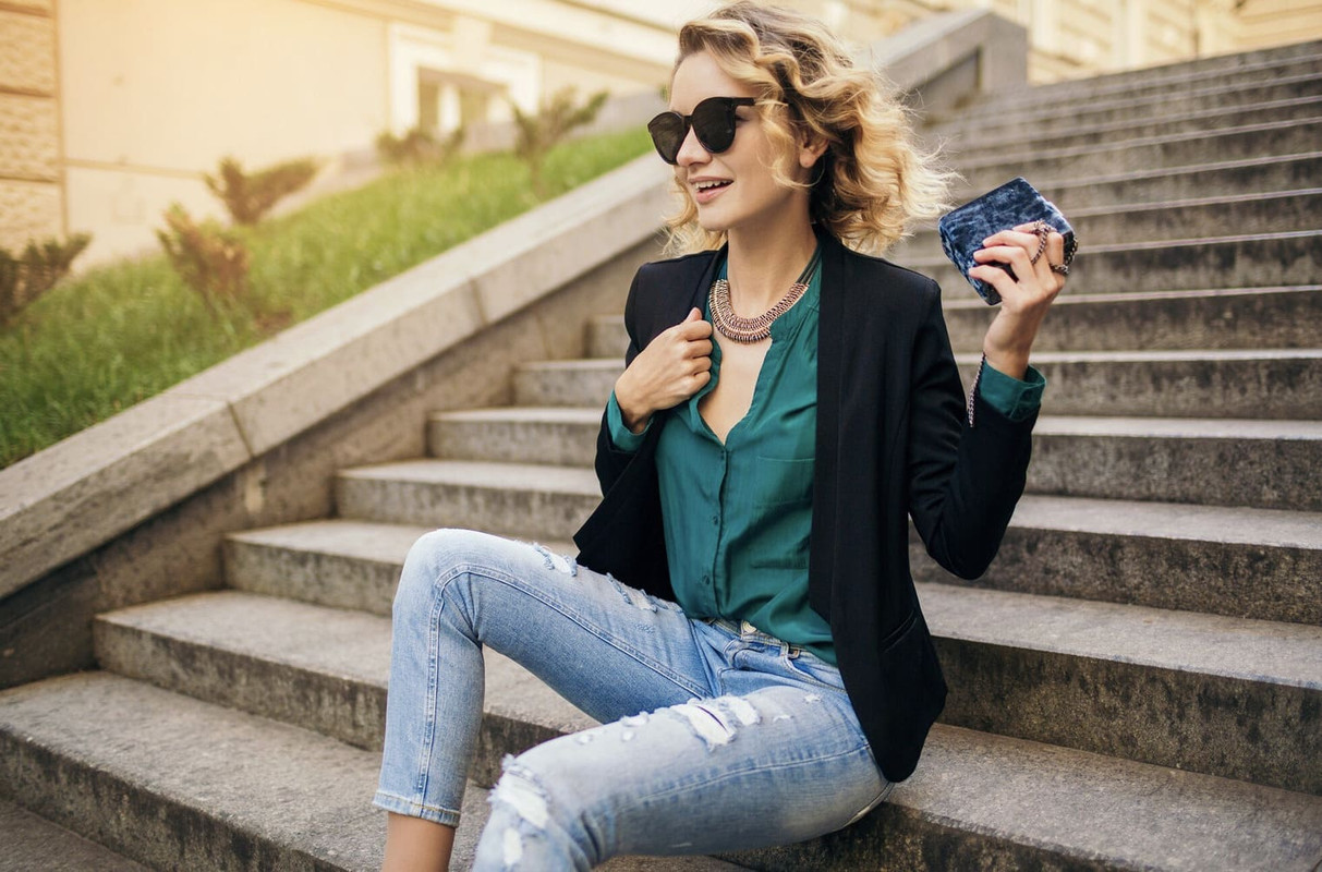 Mini portfel damski – dlaczego cieszy się popularnością